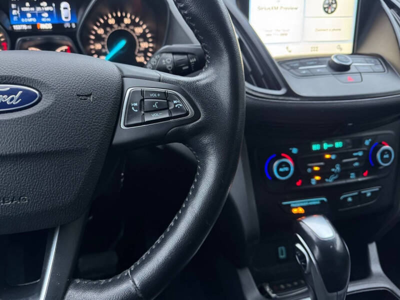 2019 Ford Escape SEL