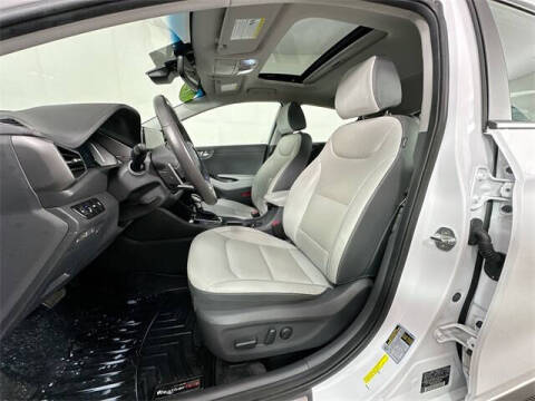 2022 Hyundai Ioniq Plug-in Hybrid Limited