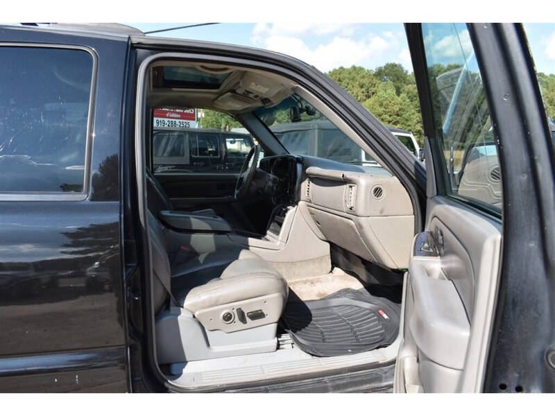 2003 GMC Yukon Denali