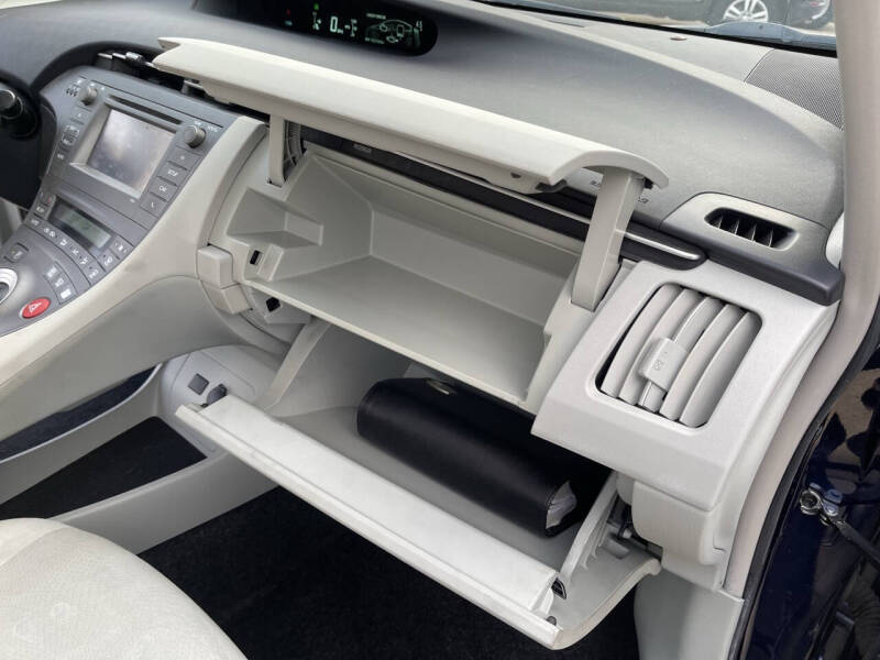 2012 Toyota Prius Two