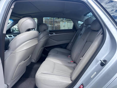 2015 Hyundai Genesis 3.8L