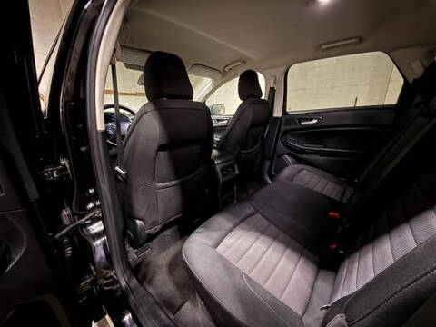 2020 Ford Edge SE