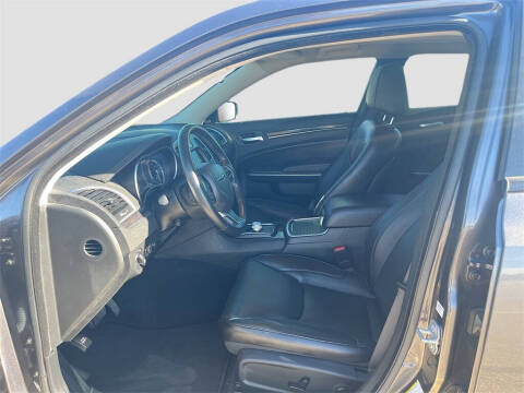 2022 Chrysler 300 Touring L