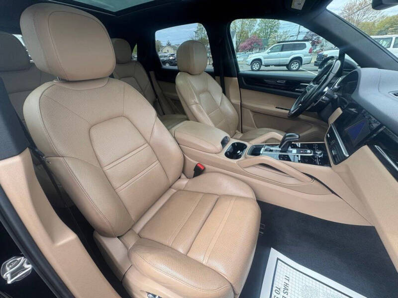 2019 Porsche Cayenne S
