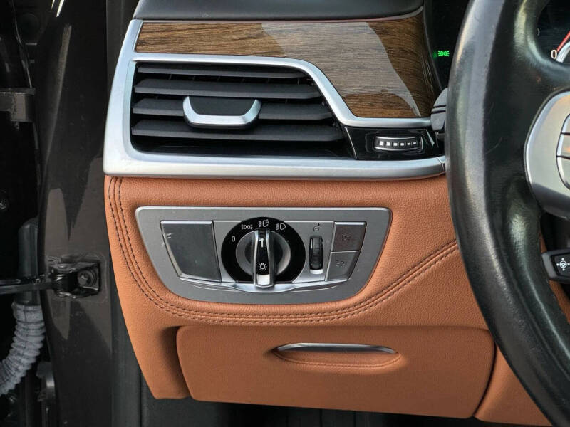 2019 BMW 7 Series 750i