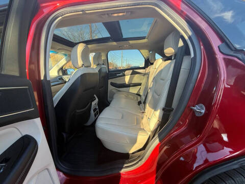 2017 Ford Edge Titanium