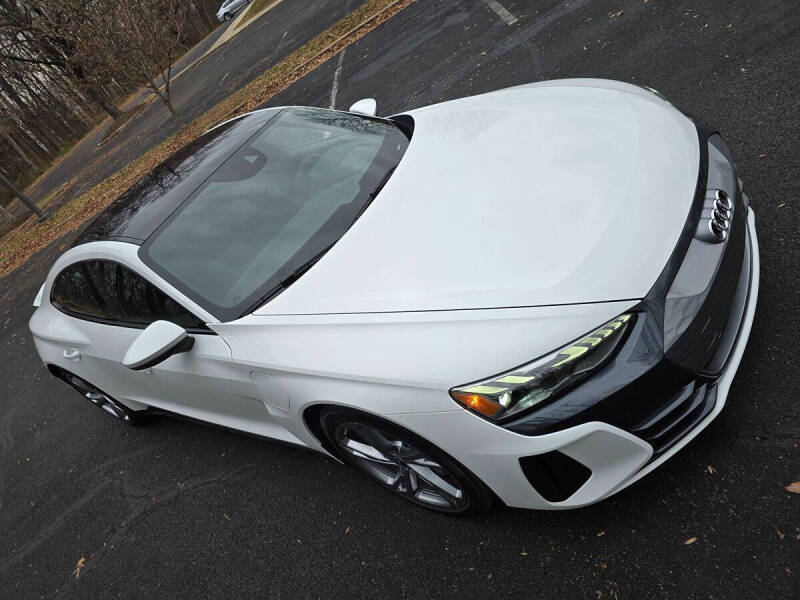 2022 Audi e-tron GT quattro Premium Plus