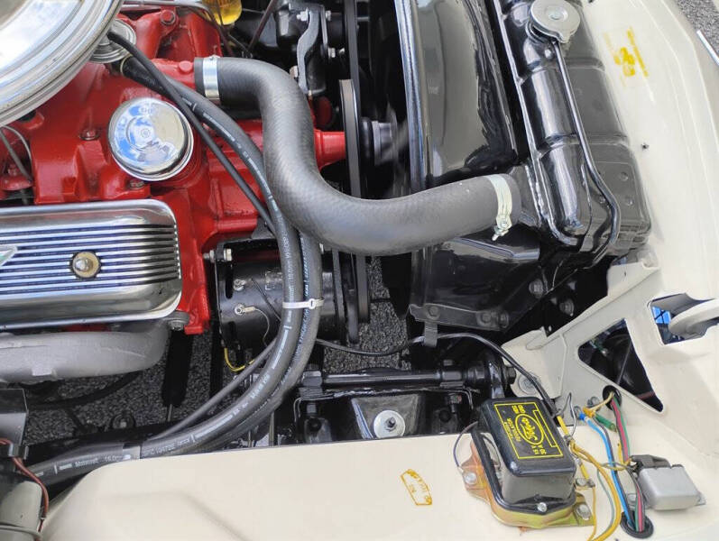 1957 Ford Thunderbird