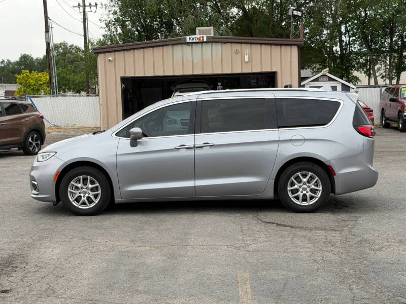 2021 Chrysler Pacifica Touring L
