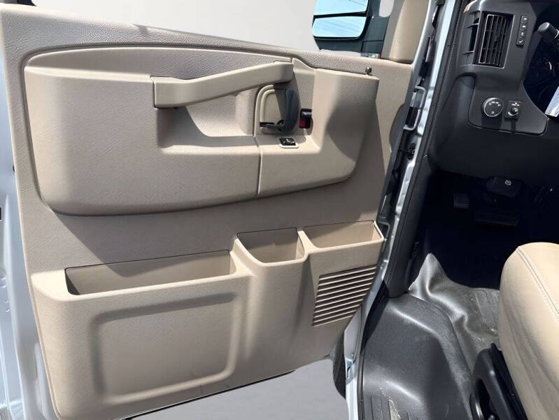 2026 Chevrolet Express 2500
