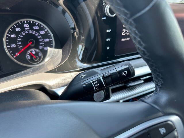 2023 Kia K5