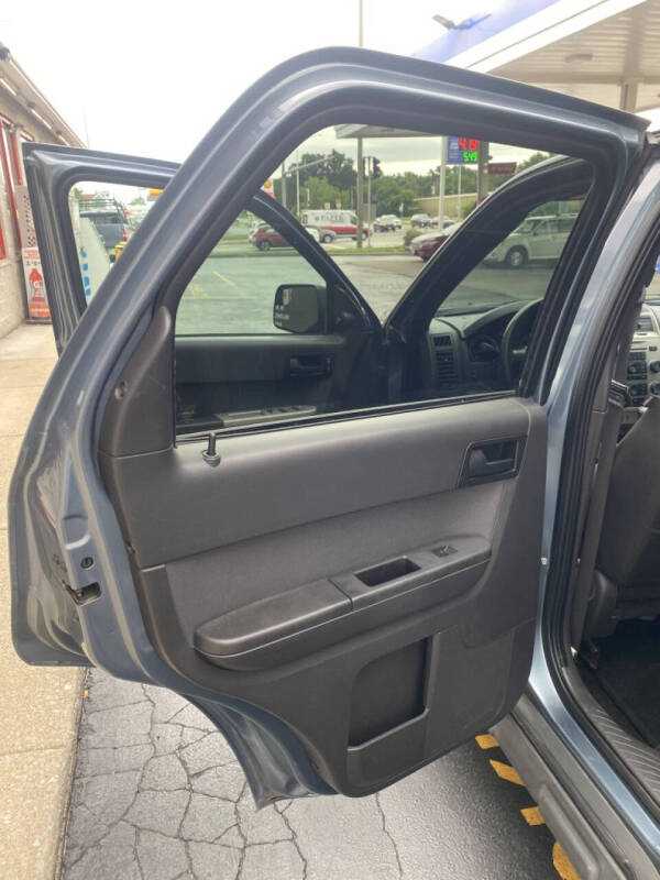 2011 Ford Escape XLT