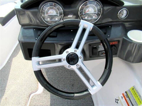 2016 Four Winns 190 Horizon