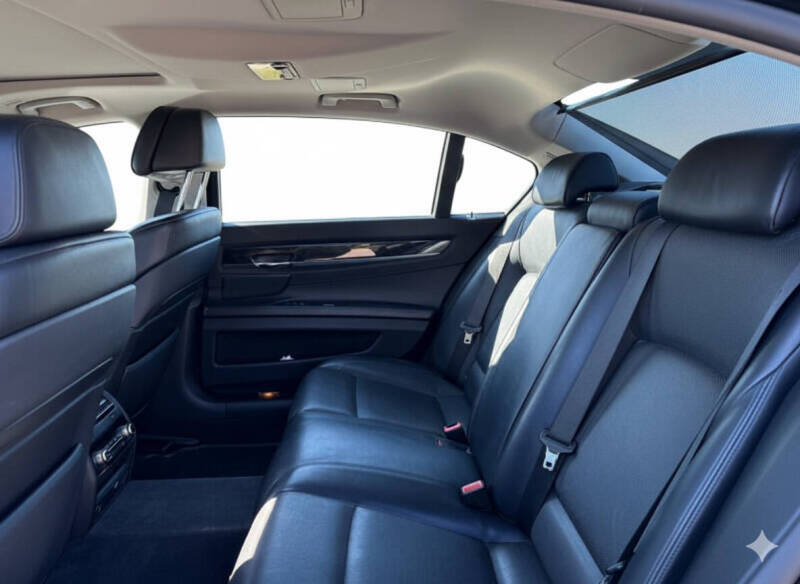 2012 BMW 7 Series 750Li xDrive