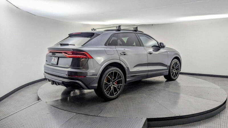 2022 Audi Q8 quattro Premium Plus 55 TFSI