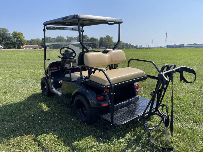 2005 E-Z-GO 4passenger Electric