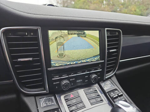 2014 Porsche Panamera 4