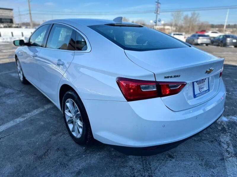 2024 Chevrolet Malibu LT