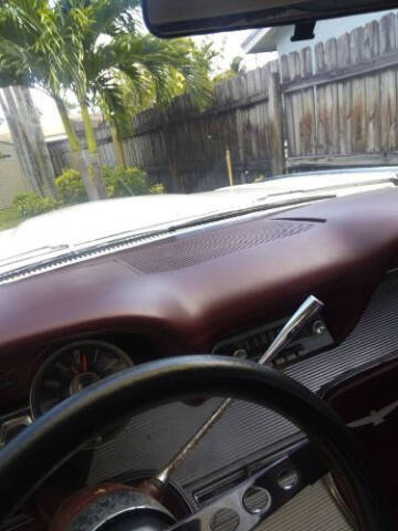 1961 Ford Thunderbird