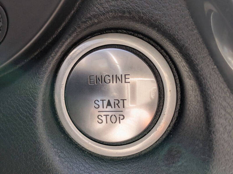 2018 Infiniti QX30 Essential