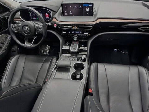 2022 Acura MDX w/Tech