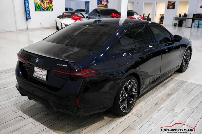 2024 BMW i5 eDrive40