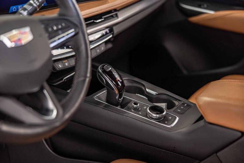 2024 Cadillac XT4 Sport