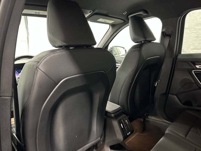 2025 BMW X1 xDrive28i