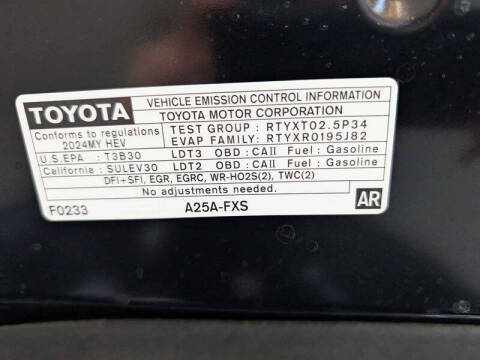 2025 Toyota Sienna LE 8-Passenger