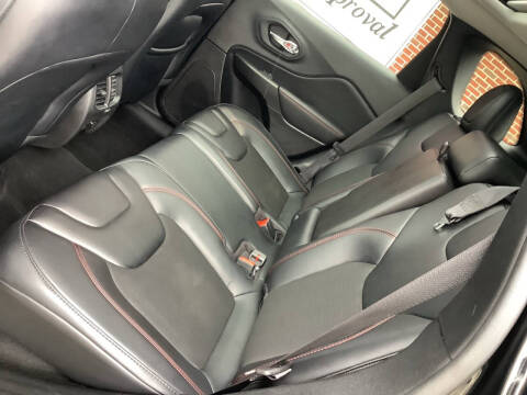 2022 Jeep Cherokee Trailhawk