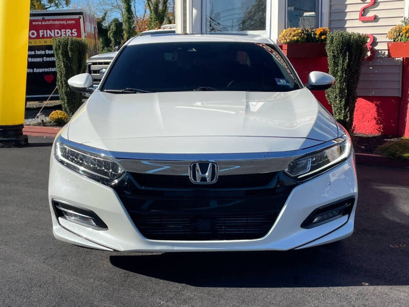 2019 Honda Accord null photo 2