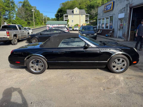 2002 Ford Thunderbird Deluxe
