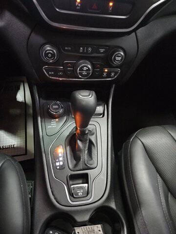 2021 Jeep Cherokee Latitude Lux