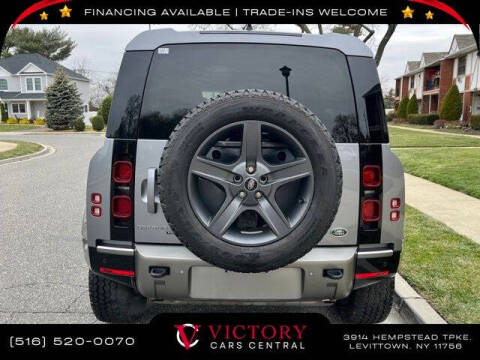 2022 Land Rover Defender 110 X-Dynamic SE