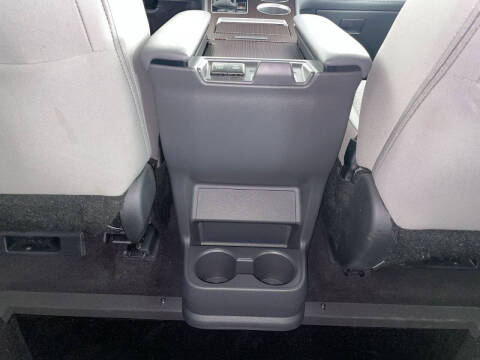 2023 Toyota Sienna LE 8-Passenger