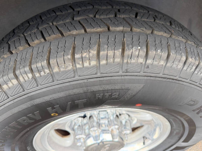 2005 Ford Excursion Eddie Bauer