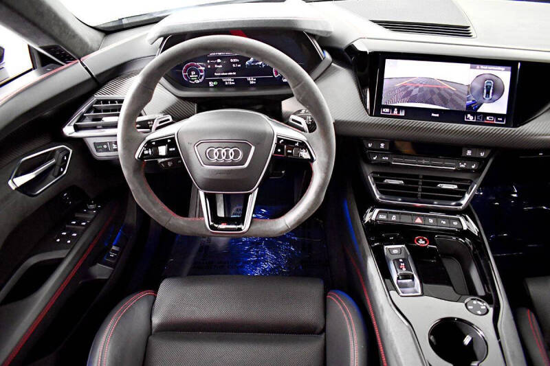 2022 Audi RS e-tron GT quattro