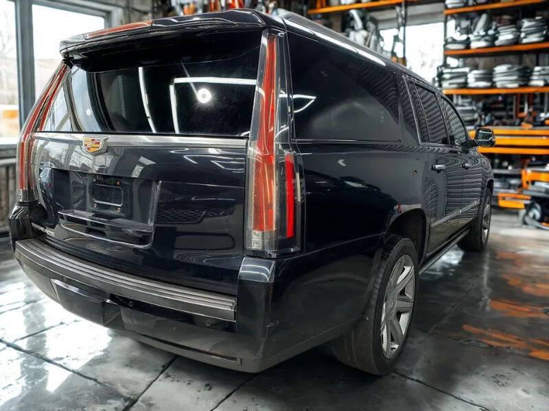 2017 Cadillac Escalade ESV Premium Luxury