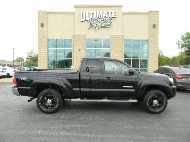 2006 Toyota Tacoma for sale at Ultimate Rides in Appleton WI