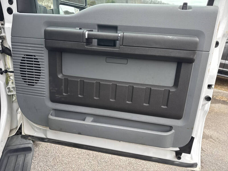 2011 Ford F-250 Super Duty XL