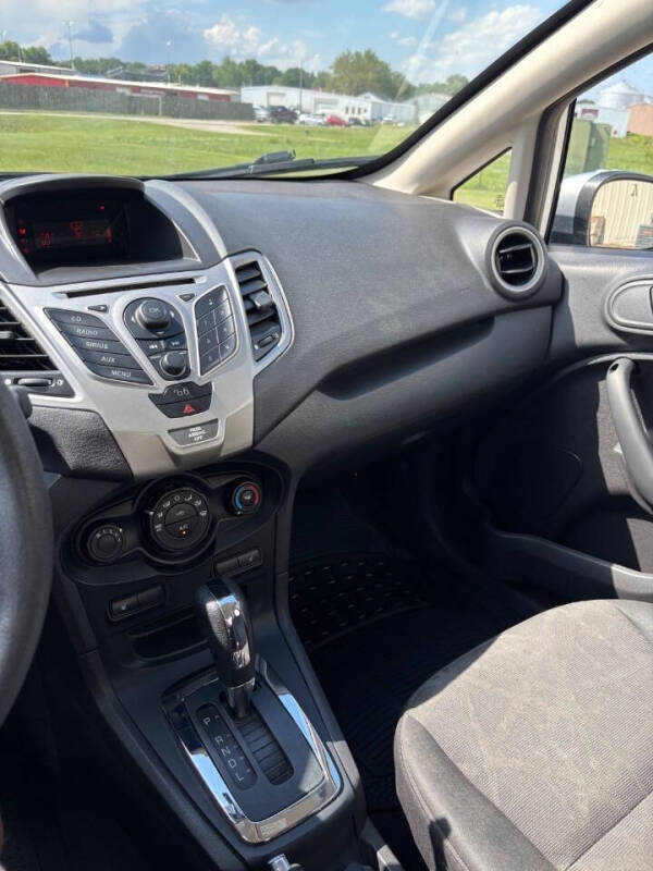 2012 Ford Fiesta SE