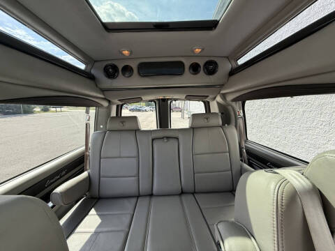 2019 GMC Savana 2500