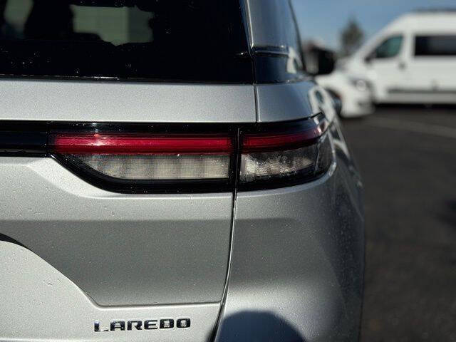 2023 Jeep Grand Cherokee Laredo