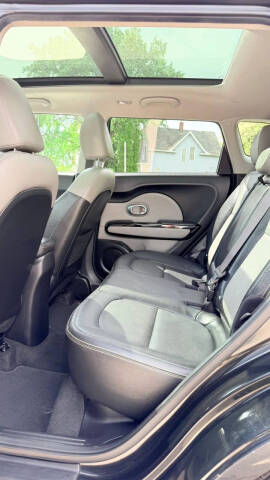 2016 Kia Soul +
