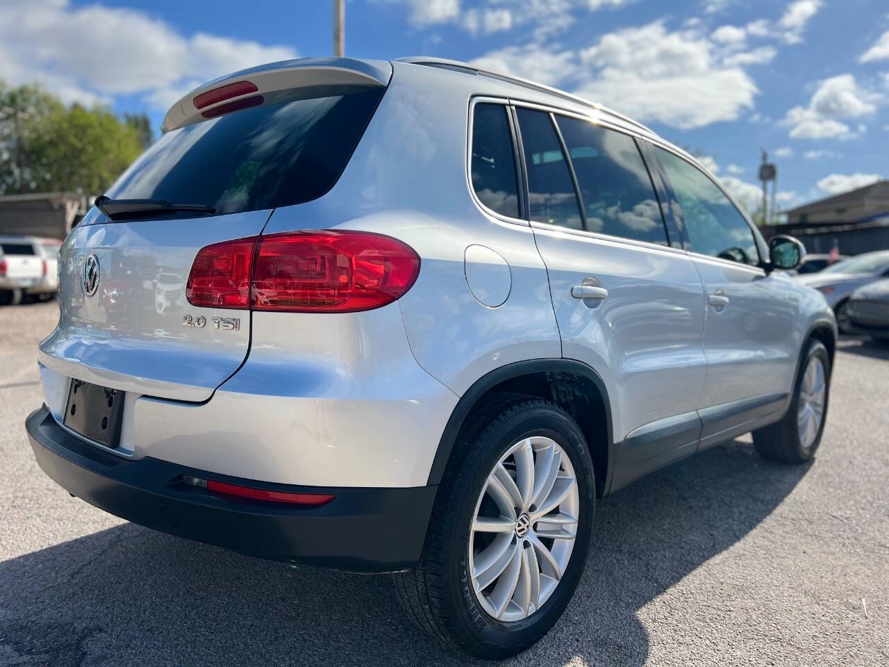 2013 Volkswagen Tiguan for sale at J-R Auto Sales LLC in Houston, TX