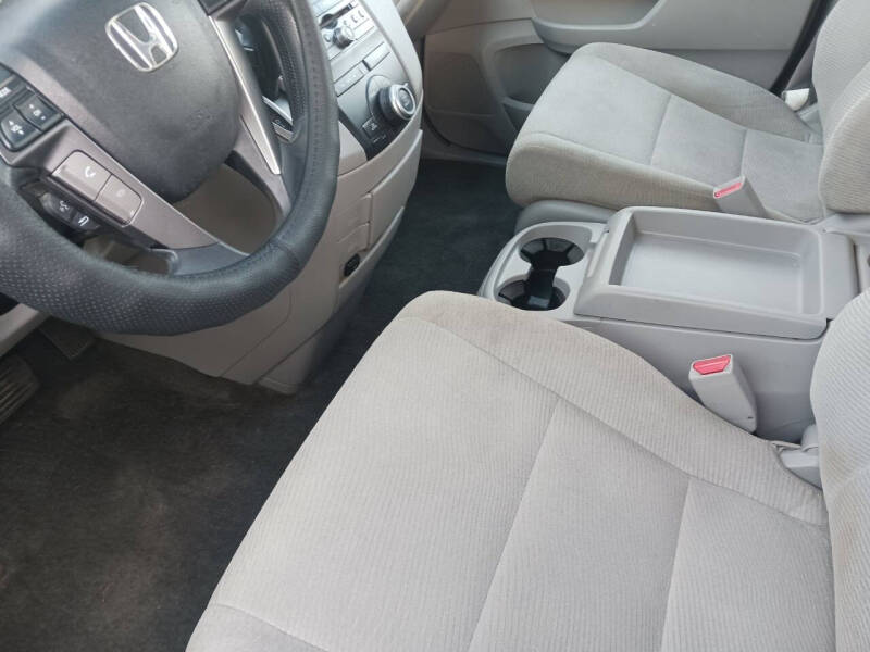 2012 Honda Odyssey EX photo 5