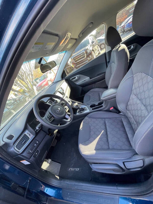 2018 Kia Niro LX photo 10