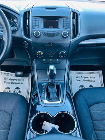 2015 Ford Edge SE