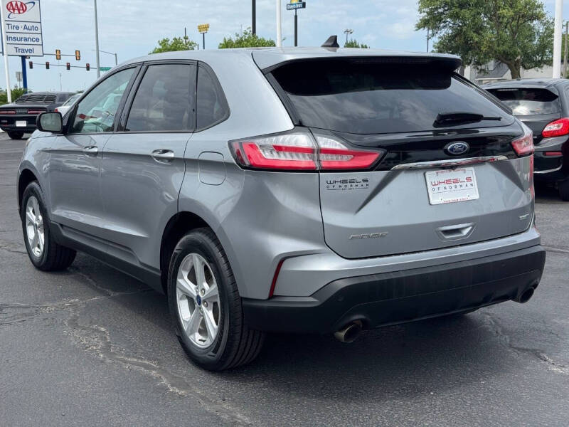 2020 Ford Edge SE
