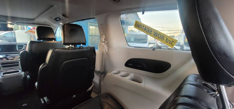 2020 Chrysler Pacifica Limited